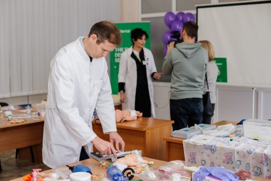 Providing new simulation equipment for Ukrainian doctors