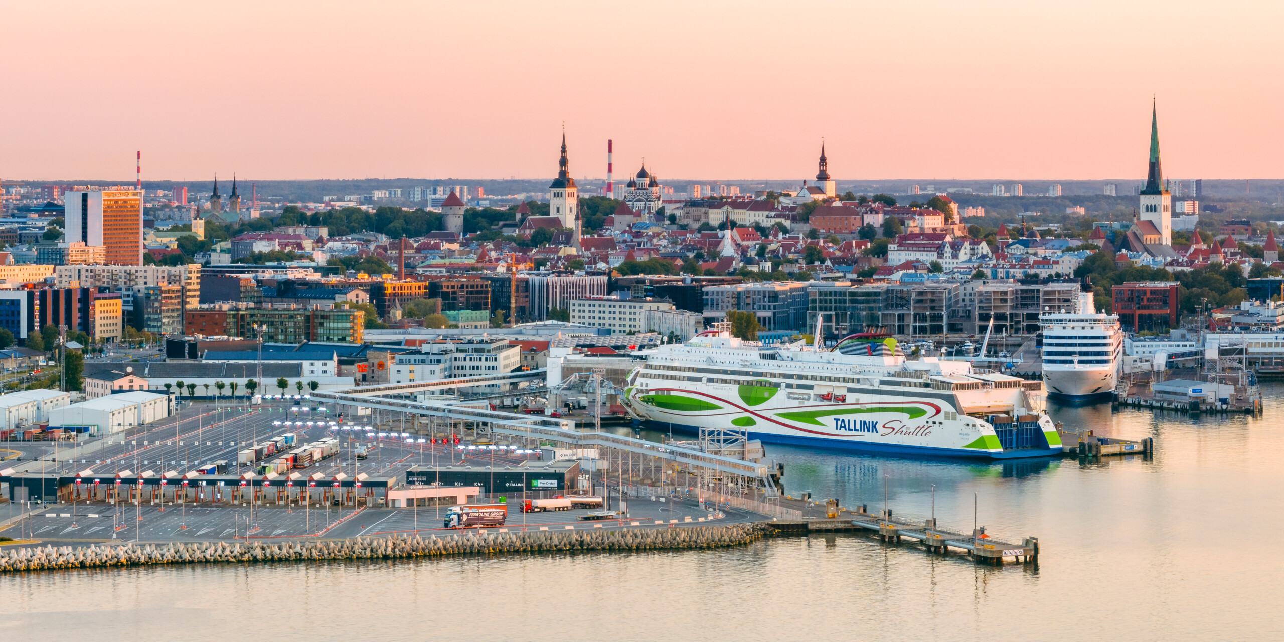 ro-ro port, pax port, smart port