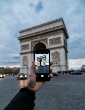 Arc de Triumph through a mobile